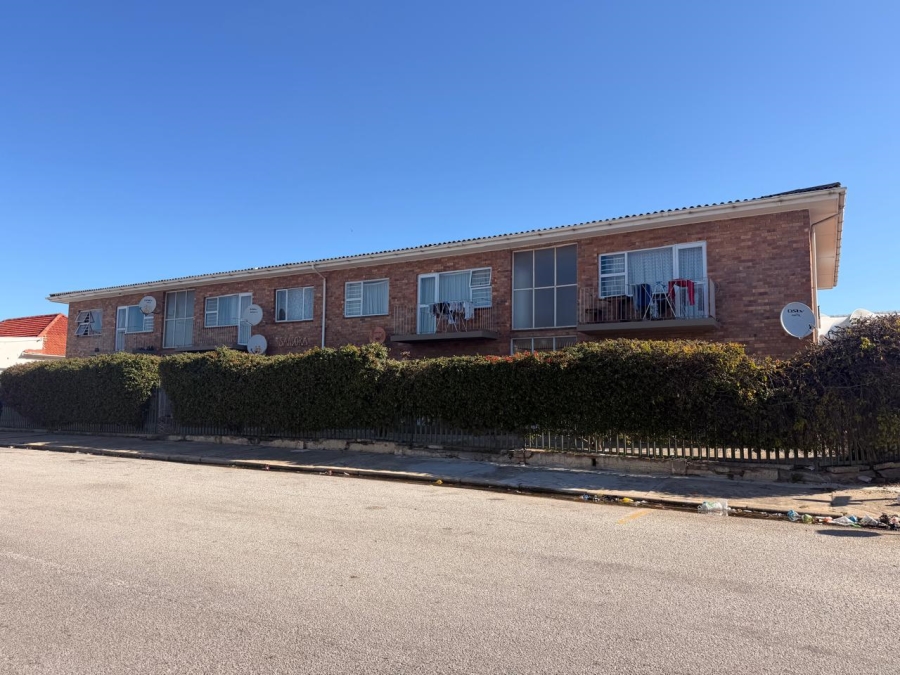 16 Bedroom Property for Sale in North End Eastern Cape